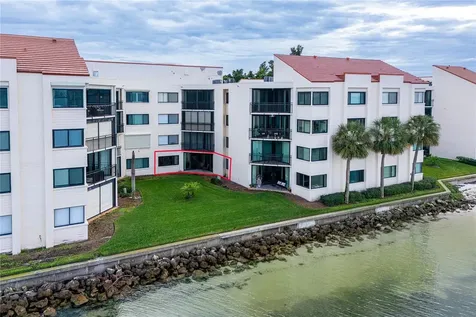 5541 Puerta Del Sol Boulevard S St Petersburg FL 33715