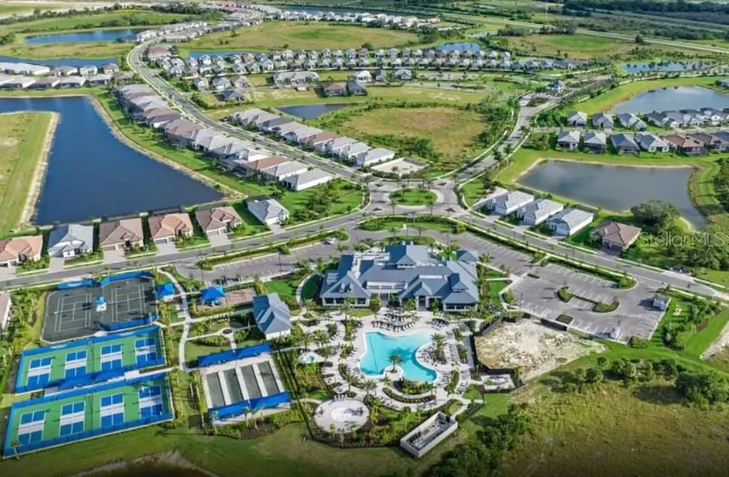 6319 Crested Eagle Lane Nokomis FL 34275