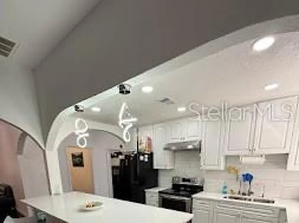 7040 Lumberton Road Zephyrhills FL 33540