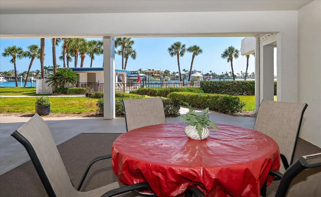 9815 Harrell Avenue Treasure Island FL 33706