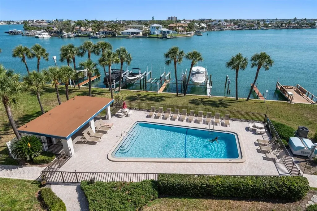 9815 Harrell Avenue Treasure Island FL 33706