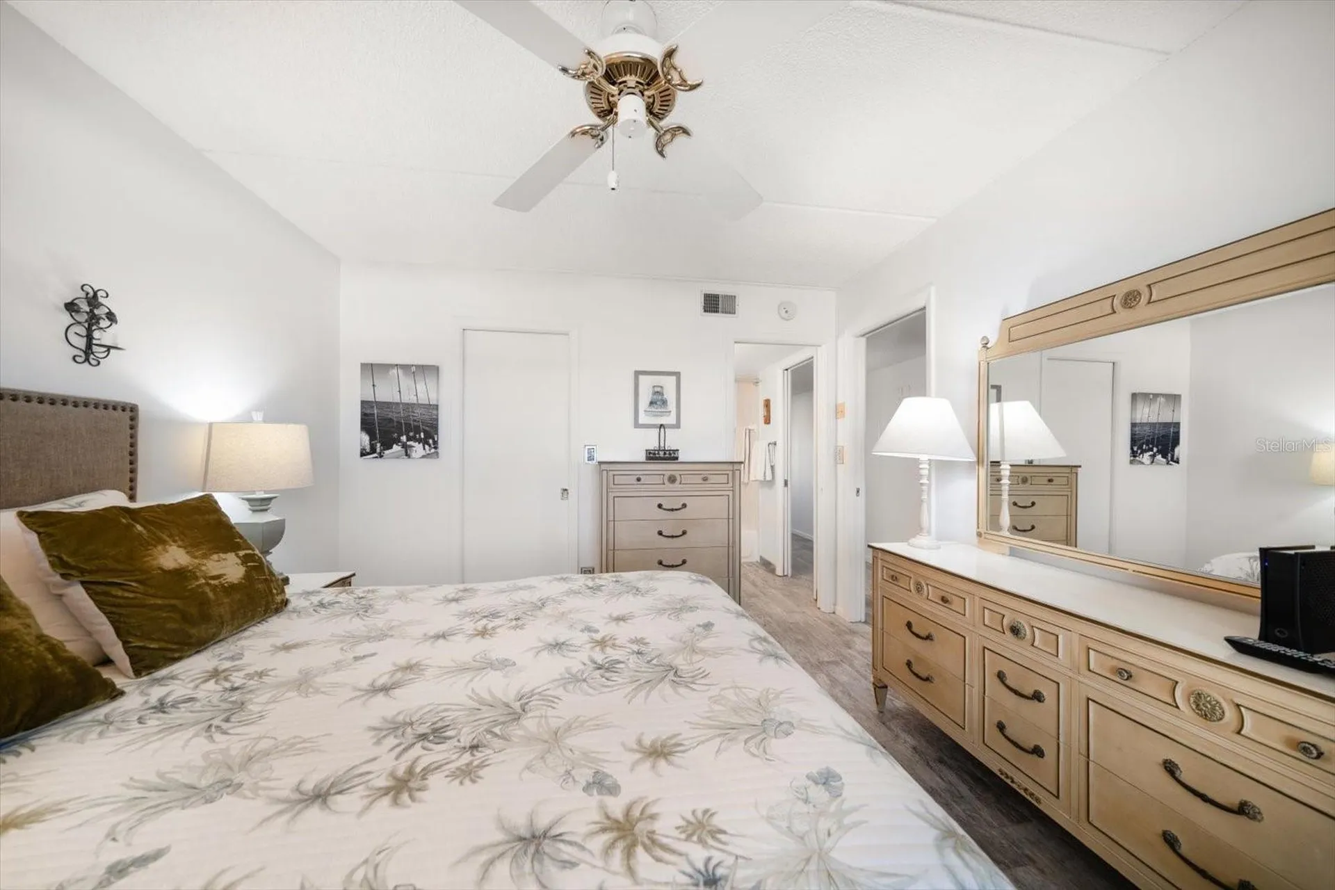 9815 Harrell Avenue Treasure Island FL 33706