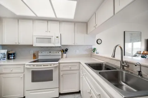 9815 Harrell Avenue Treasure Island FL 33706