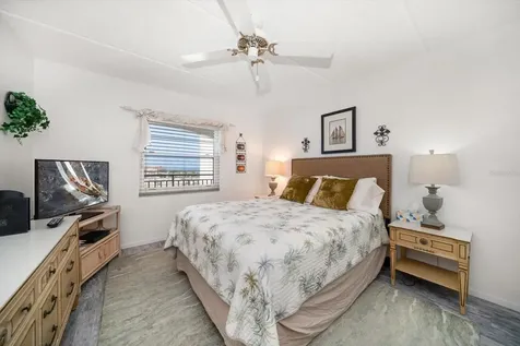 9815 Harrell Avenue Treasure Island FL 33706