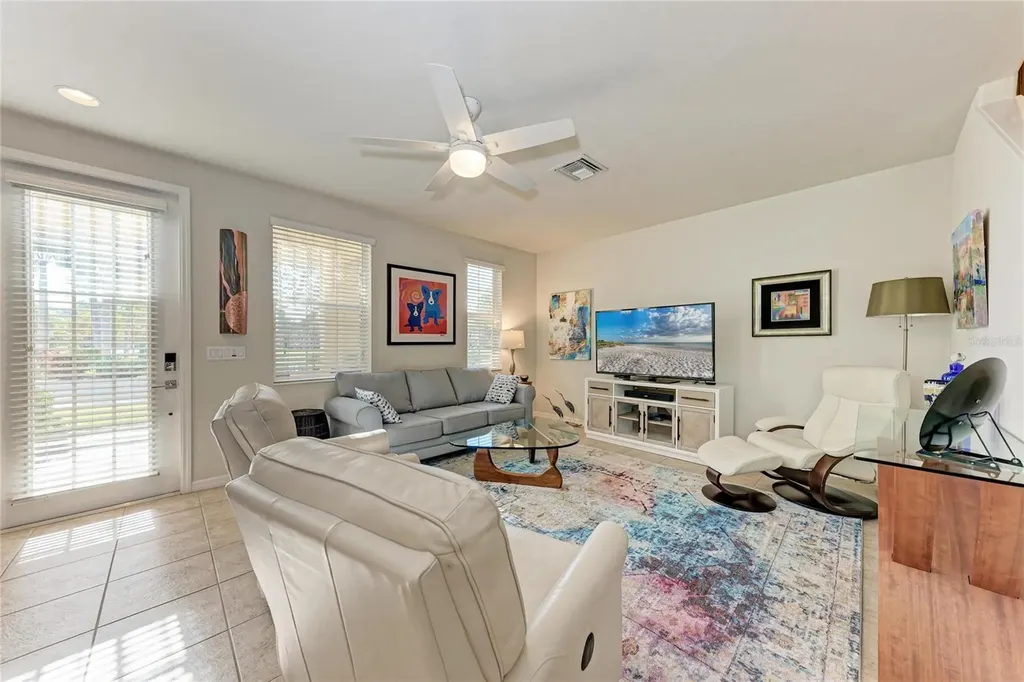 3810 82nd Avenue Circle E Sarasota FL 34243