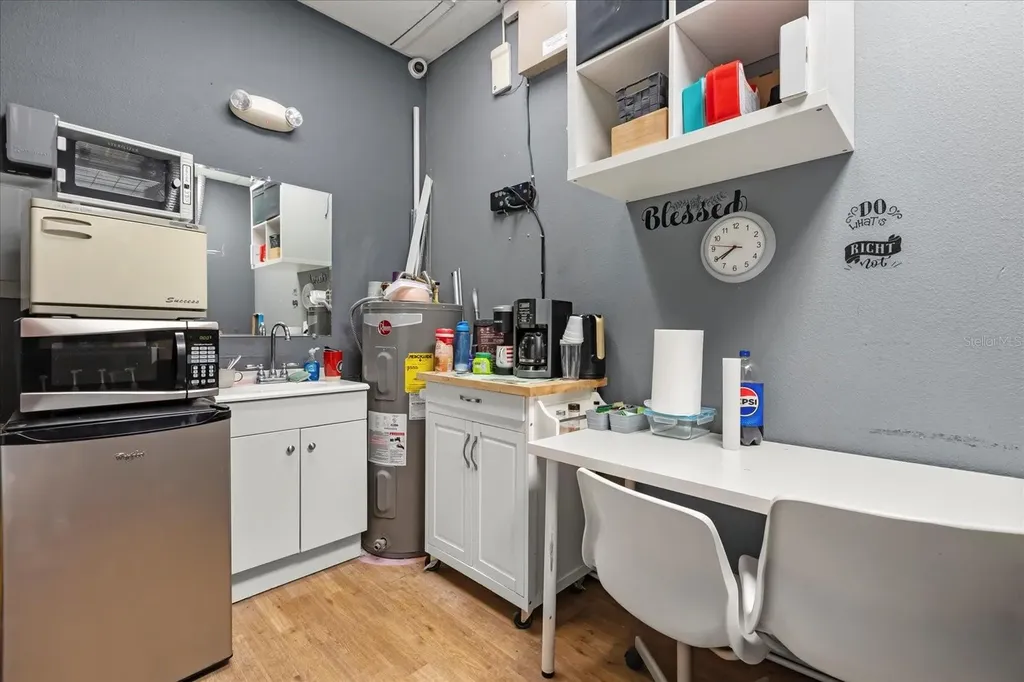 1046 Plaza Drive Kissimmee FL 34743