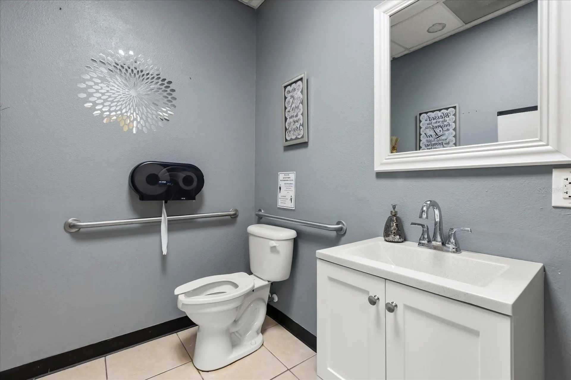 1046 Plaza Drive Kissimmee FL 34743