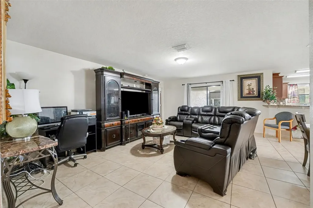5630 Elsinore Way Lakeland FL 33805