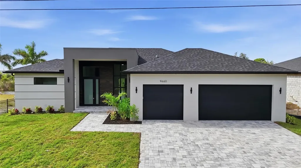 9660 President Circle Port Charlotte FL 33981