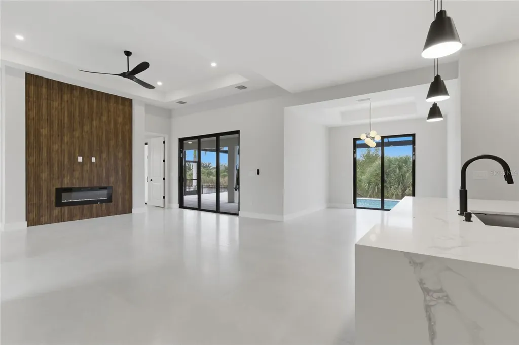 9660 President Circle Port Charlotte FL 33981