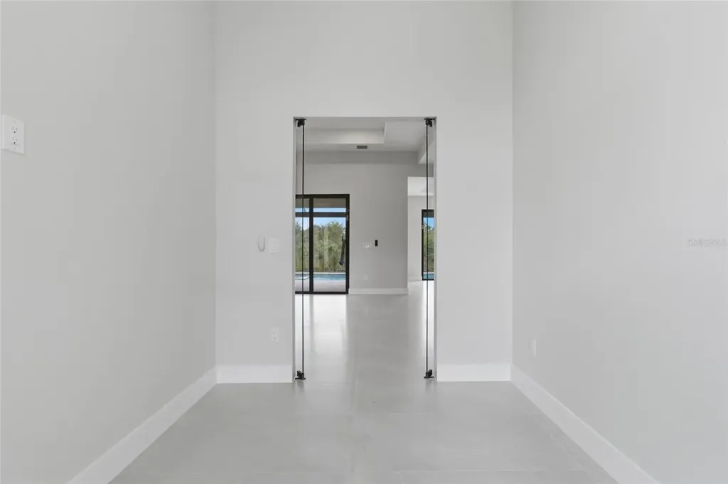 9660 President Circle Port Charlotte FL 33981