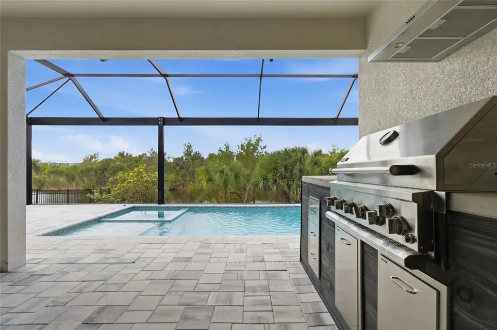 9660 President Circle Port Charlotte FL 33981