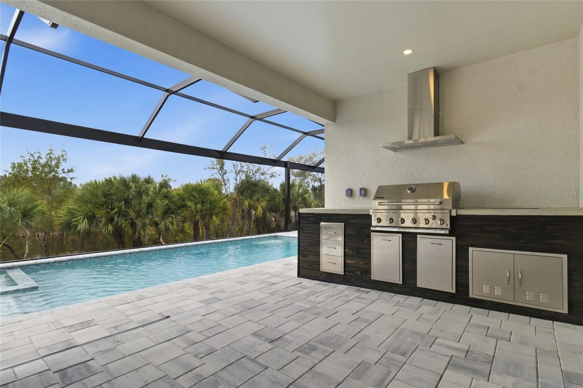 9660 President Circle Port Charlotte FL 33981