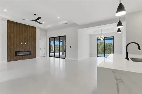 9660 President Circle Port Charlotte FL 33981