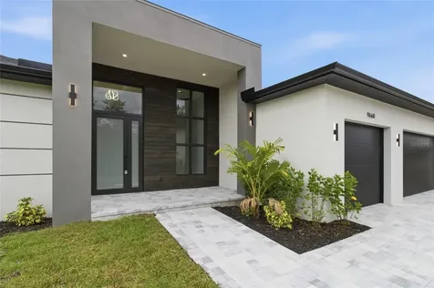 9660 President Circle Port Charlotte FL 33981