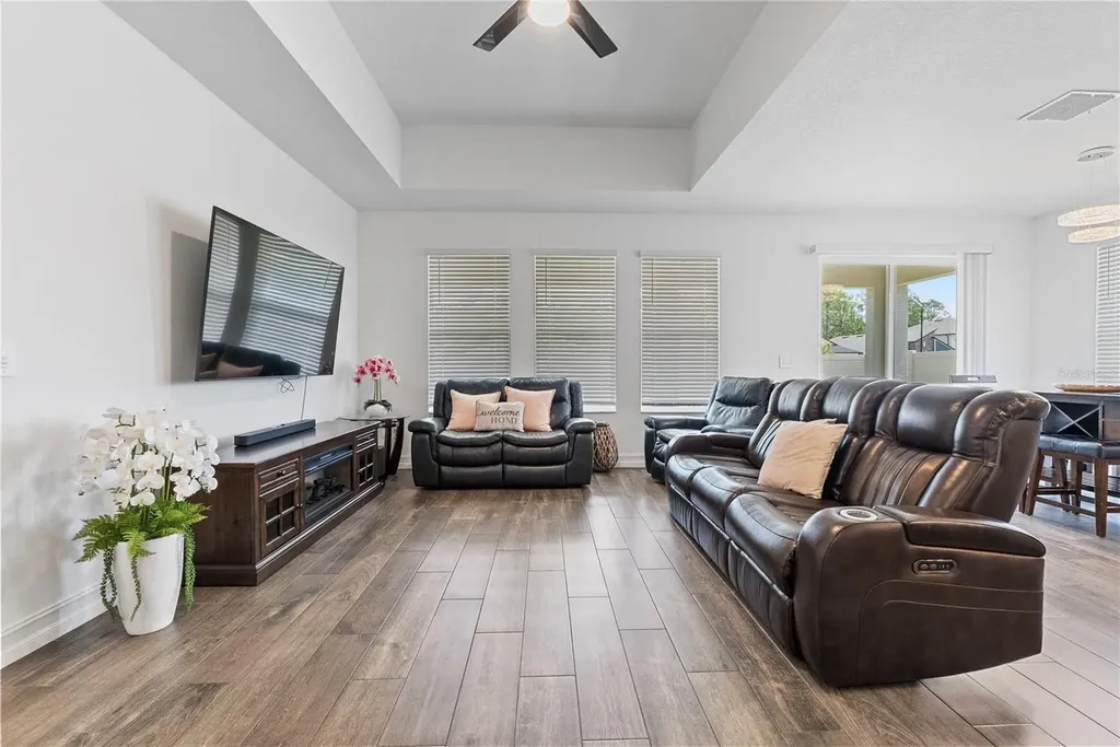 18331 Serene Lake Loop Lutz FL 33548