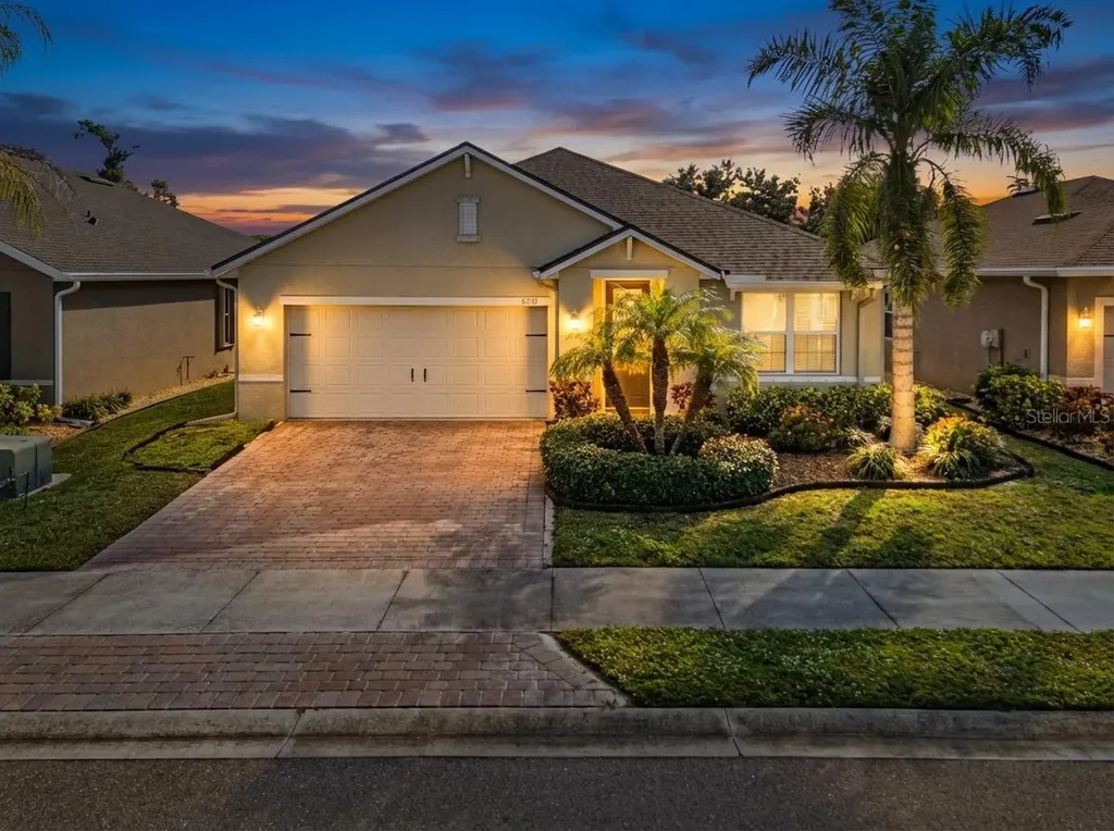 8921 Excelsior Loop Venice FL 34293