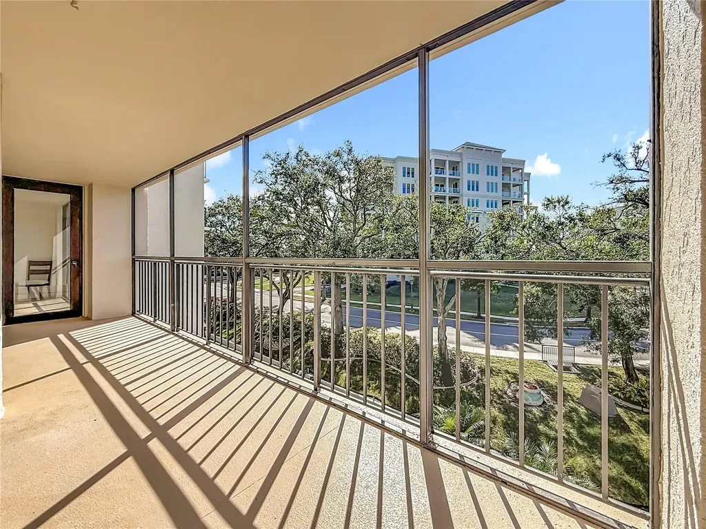 220 Belleview Boulevard Belleair FL 33756