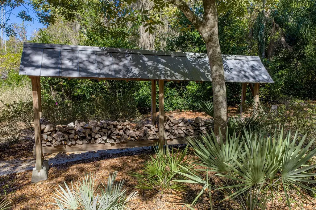1379 Hollister Road Babson Park FL 33827