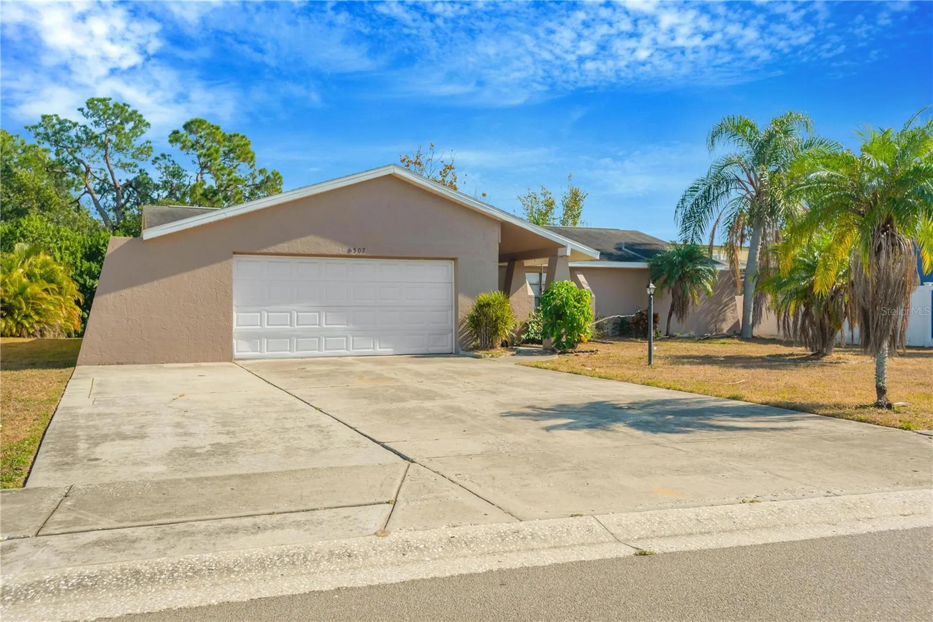 6507 Manila Palm Way Apollo Beach FL 33572