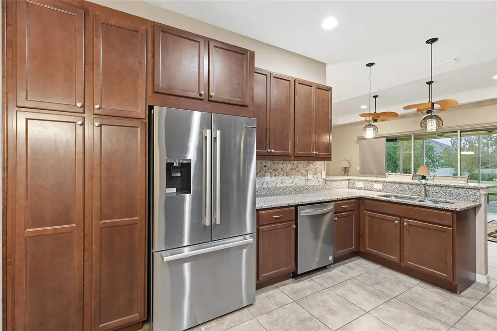 8683 Bridgeport Bay Circle Mount Dora FL 32757