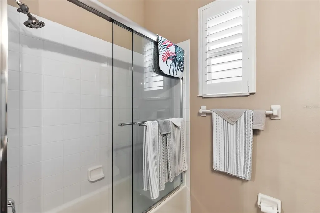 8683 Bridgeport Bay Circle Mount Dora FL 32757