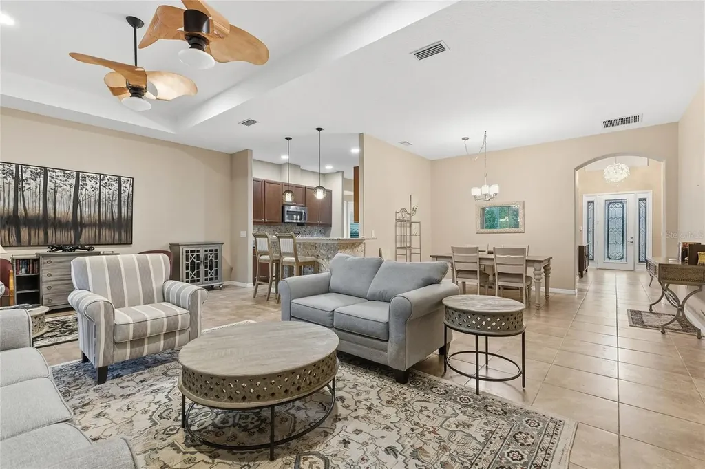8683 Bridgeport Bay Circle Mount Dora FL 32757