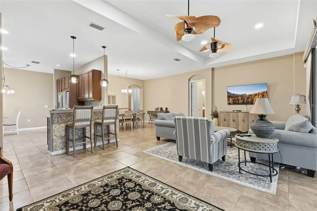 8683 Bridgeport Bay Circle Mount Dora FL 32757