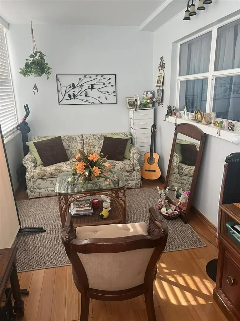 1000 79th Avenue N St Petersburg FL 33702