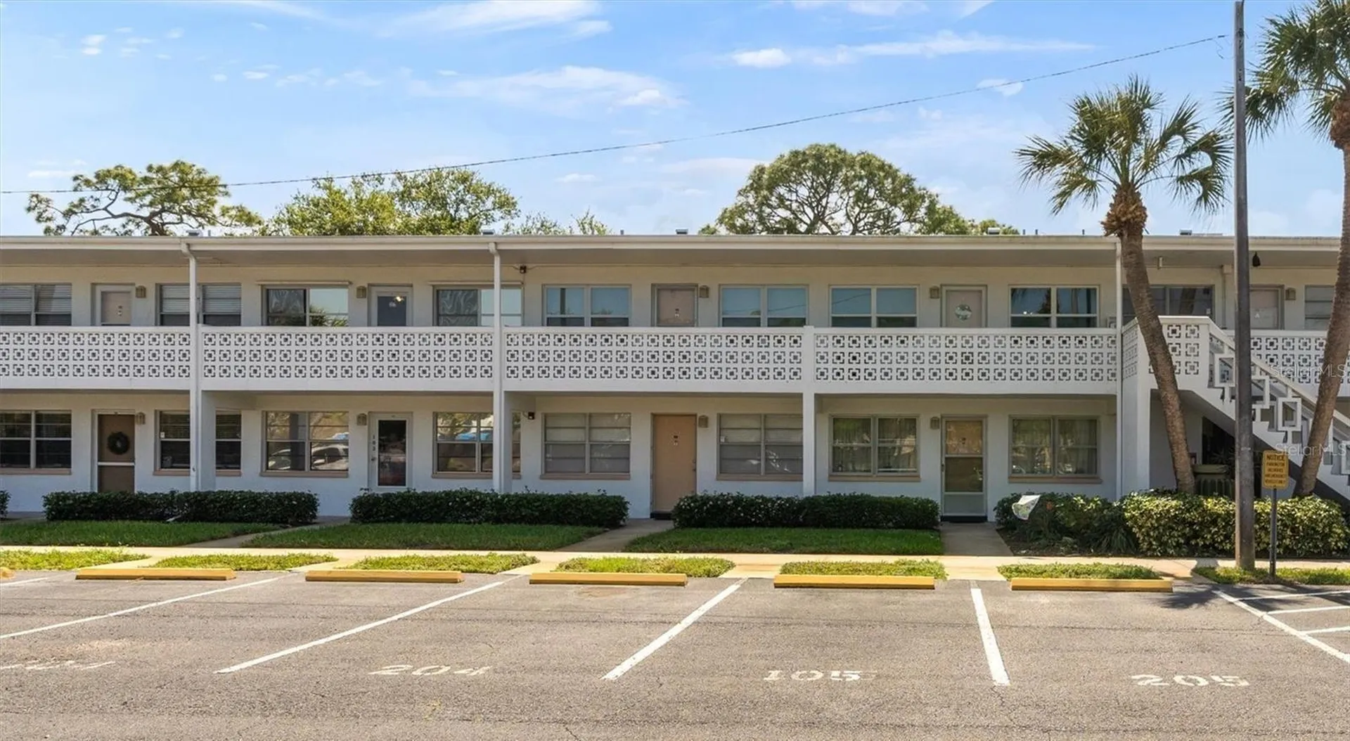 1000 79th Avenue N St Petersburg FL 33702