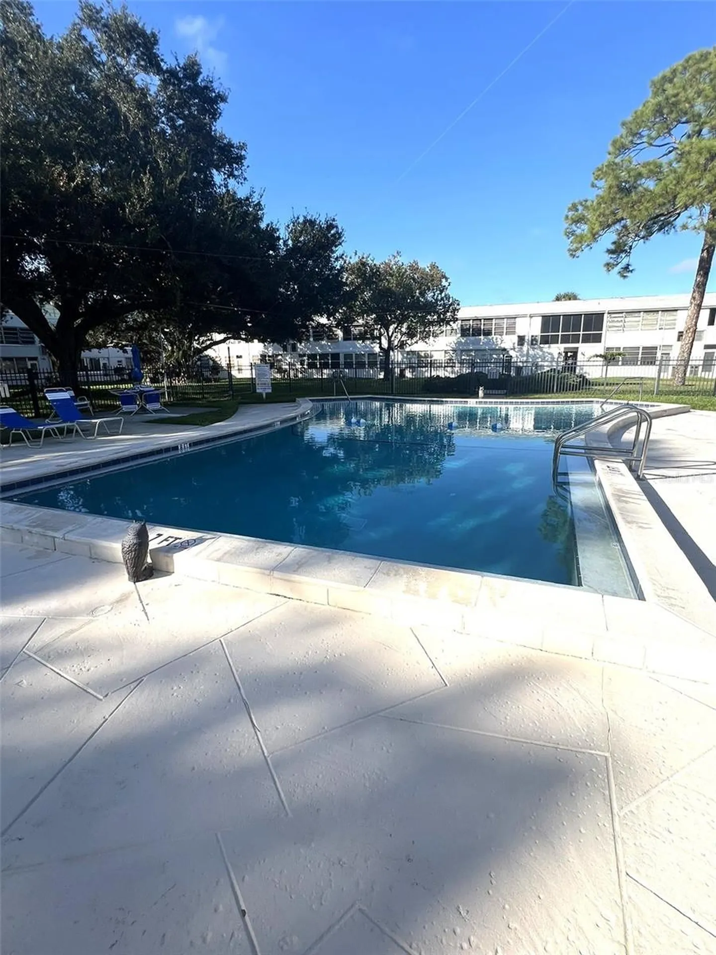 1000 79th Avenue N St Petersburg FL 33702