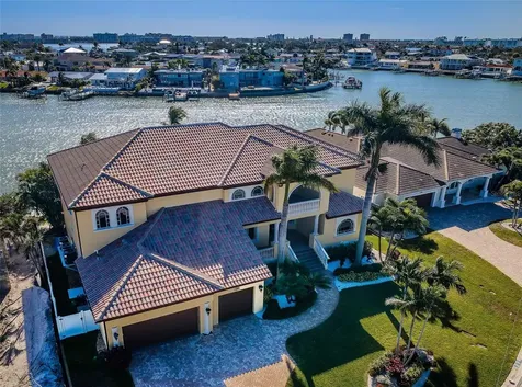 7986 9th Avenue S St Petersburg FL 33707