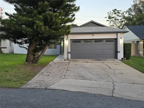 927 Grand Cayman Court Orlando FL 32835