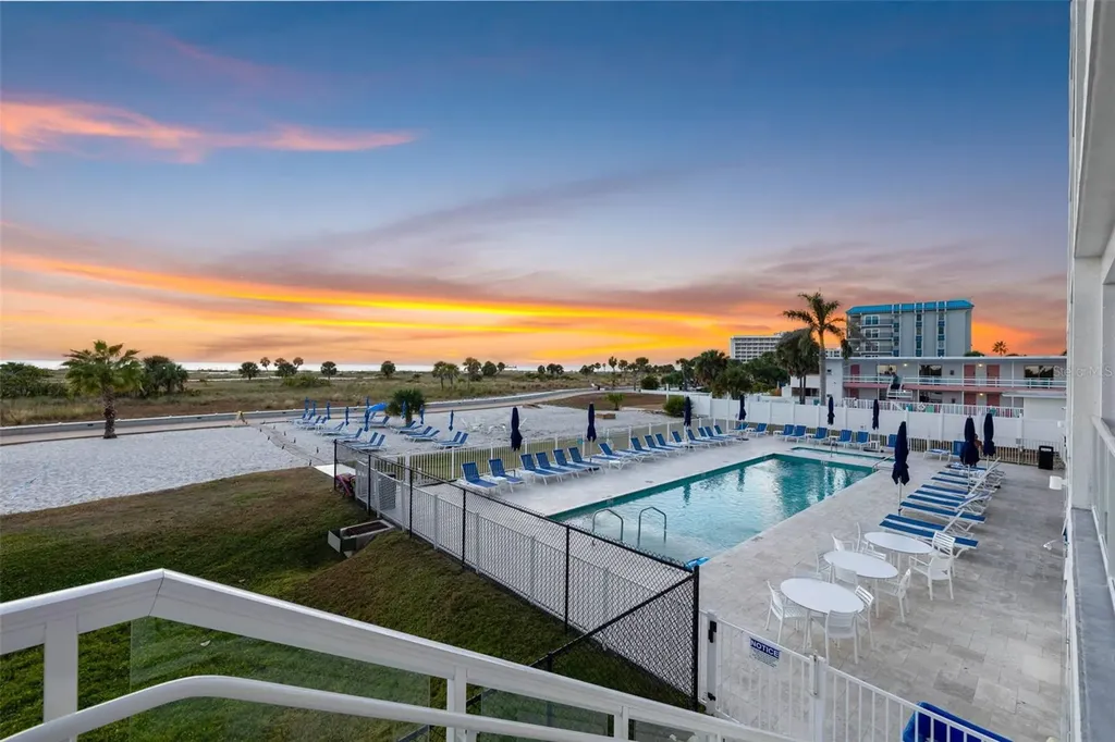 11500 Gulf Boulevard St Petersburg FL 33706
