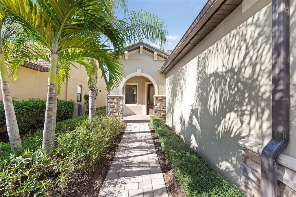 16606 Blackwater Terrace Bradenton FL 34202