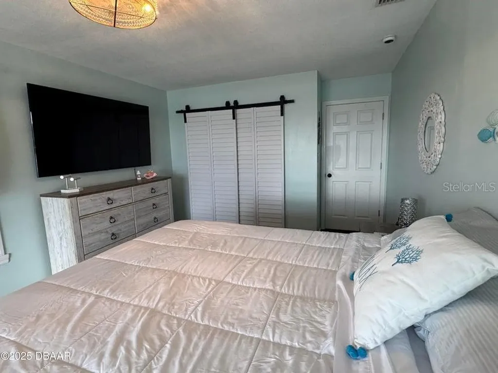 3949 S Peninsula Drive Port Orange FL 32127