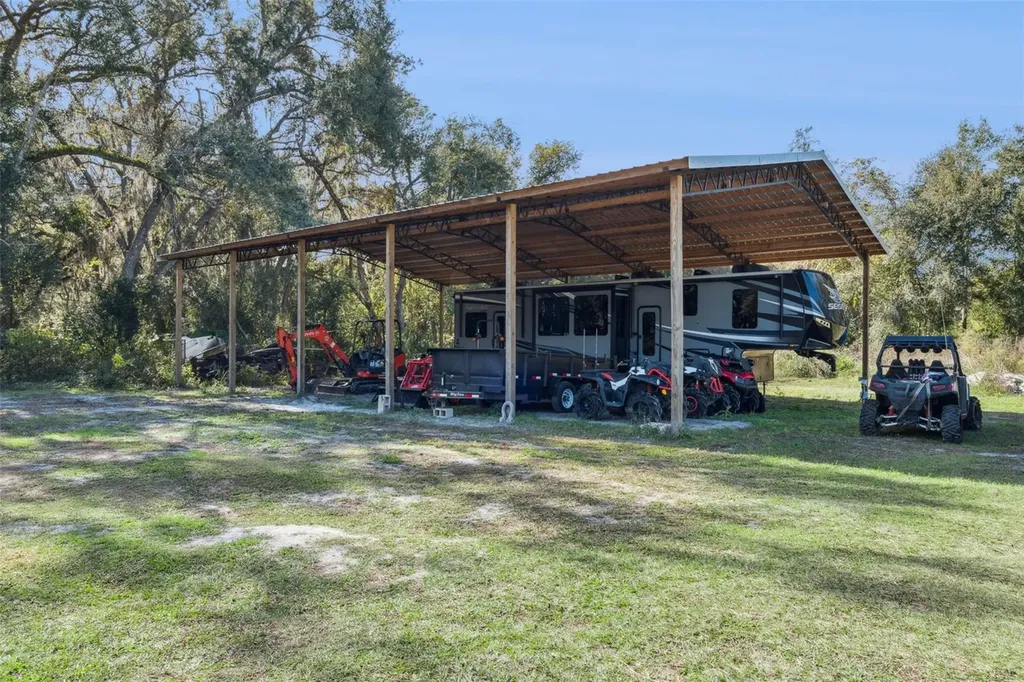 6838 Cr 607b Bushnell FL 33513