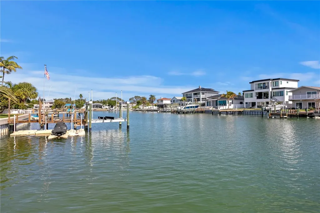350 N Julia Circle St Pete Beach FL 33706