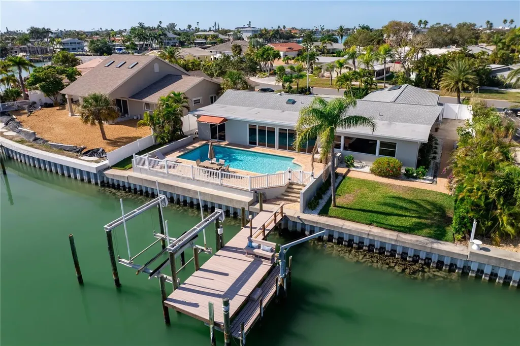 350 N Julia Circle St Pete Beach FL 33706