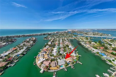 350 N Julia Circle St Pete Beach FL 33706