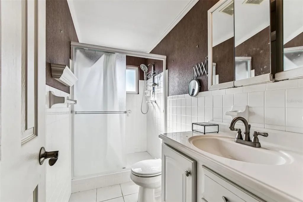2455 Finlandia Lane Clearwater FL 33763