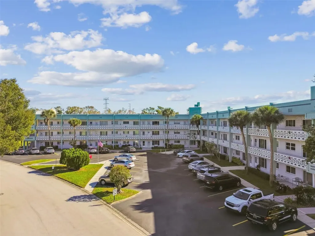 2455 Finlandia Lane Clearwater FL 33763