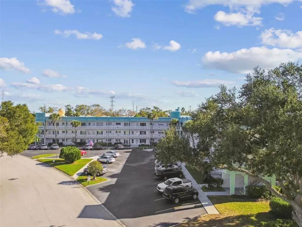 2455 Finlandia Lane Clearwater FL 33763