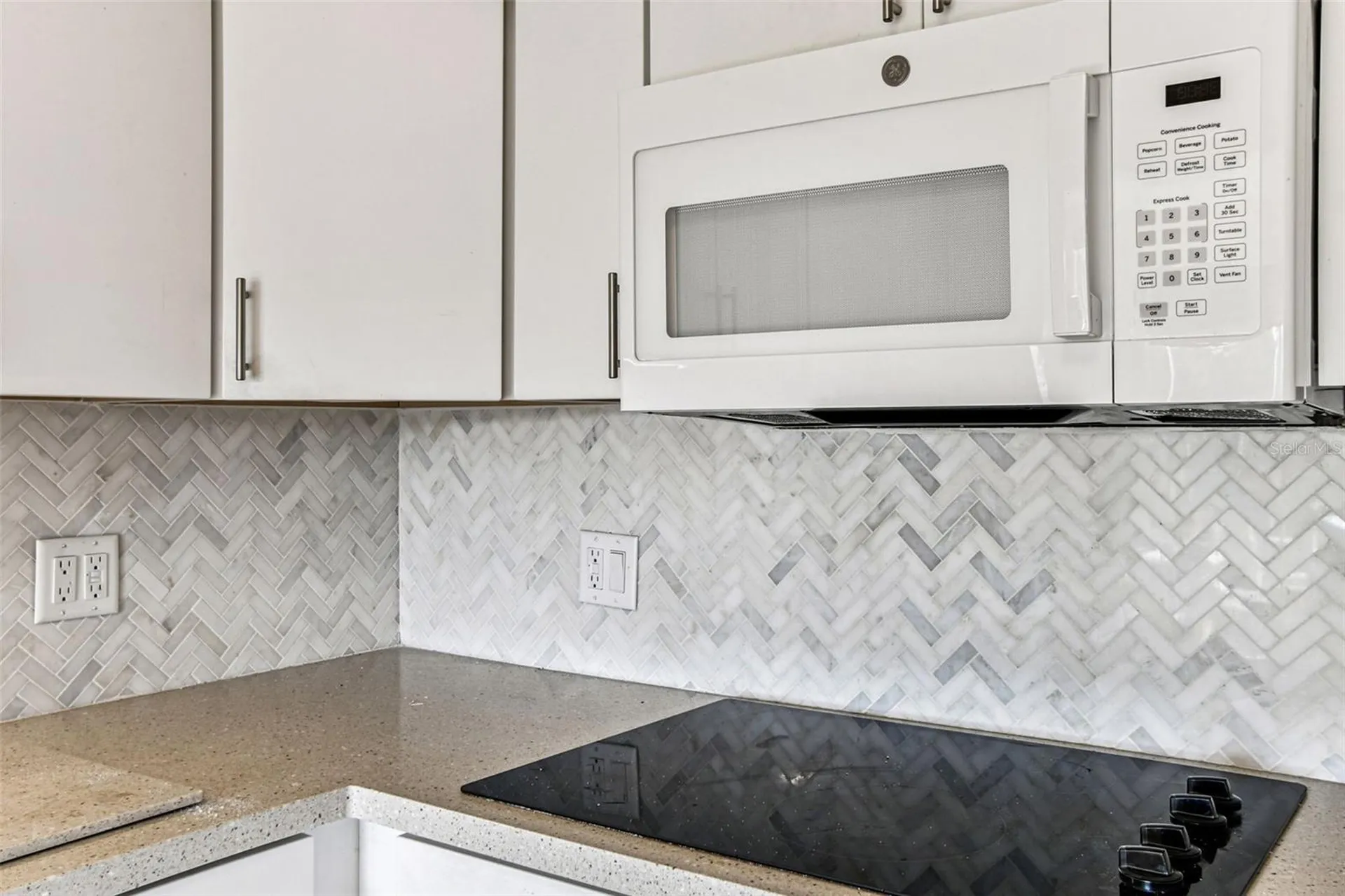 2455 Finlandia Lane Clearwater FL 33763