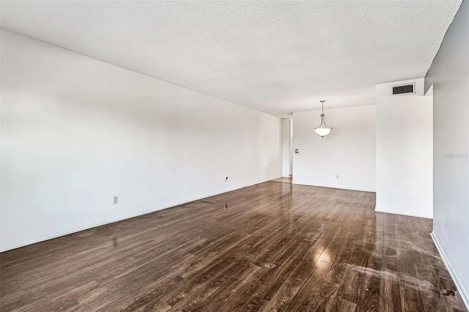 2455 Finlandia Lane Clearwater FL 33763