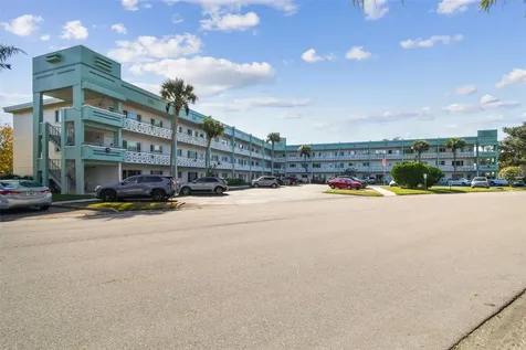 2455 Finlandia Lane Clearwater FL 33763