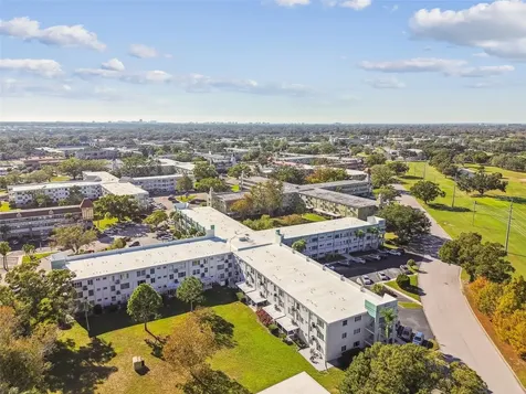 2455 Finlandia Lane Clearwater FL 33763