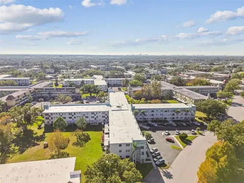 2455 Finlandia Lane Clearwater FL 33763