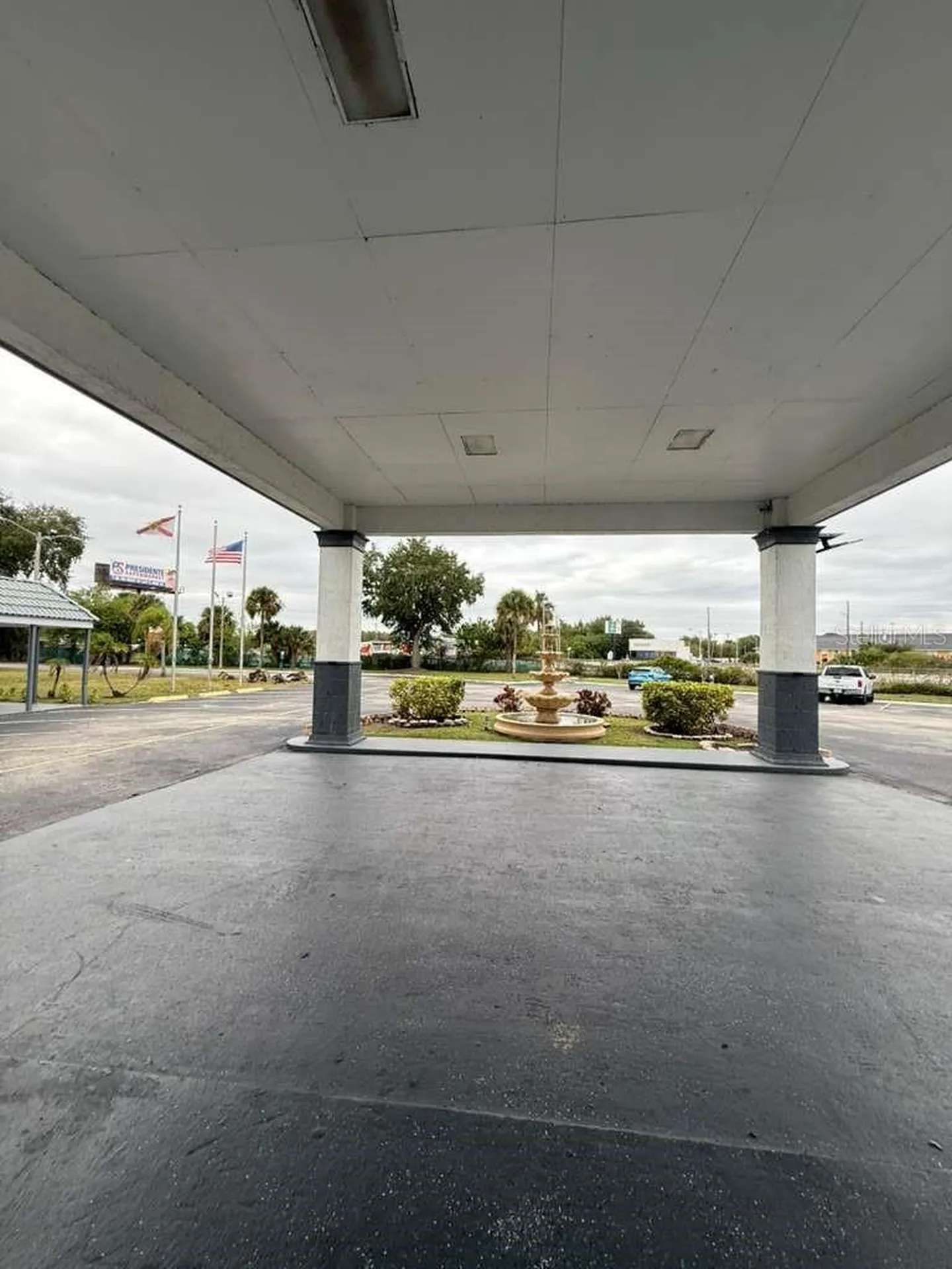 2050 E Irlo Bronson Memorial Highway Kissimmee FL 34744