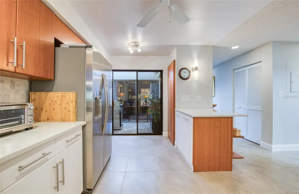 1304 Pasadena Avenue S South Pasadena FL 33707